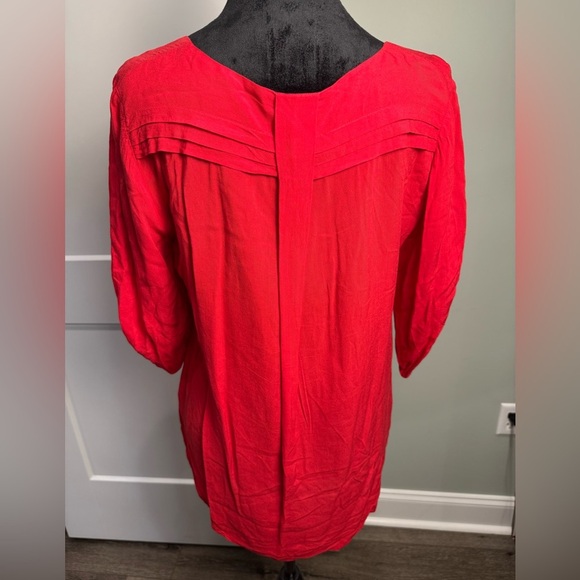 Anthropologie Maeve Popover Shirt Red Roll Tab Sleeve Scoop Pockets - Picture 3 of 8